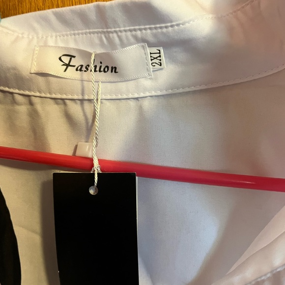 New ladies size 2xl - Picture 3 of 4